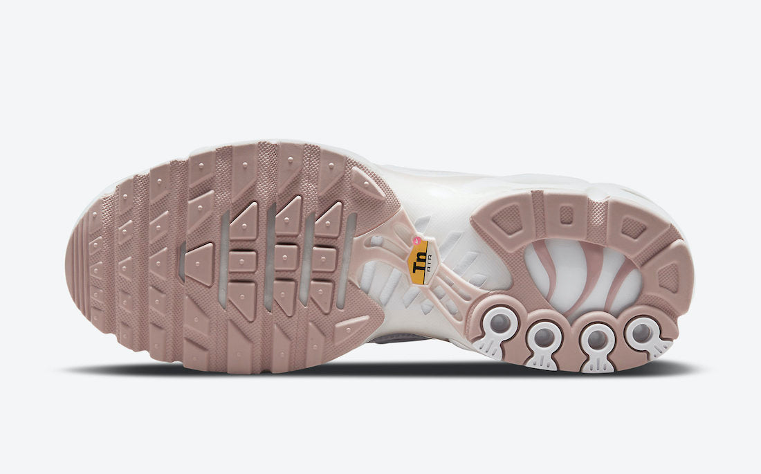 Nike TN Air Max Plus light pink